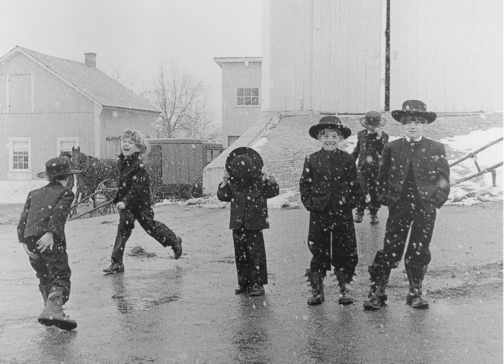 Amish Children Playing in the Snow, Lancaster, PA 1969 - George Tice