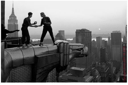 Annie Leibovitz on the Chrysler Building by John Loengard