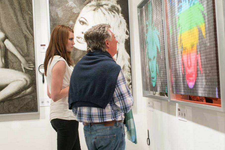Collectors view Alex Cao's original homage to Warhol Frightwig