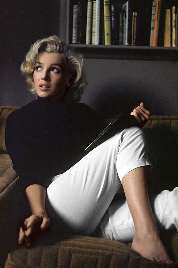 Marilyn Monroe at Home, Resting - Alfred Eisenstaedt