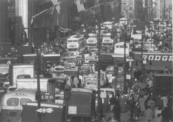 Fifth Avenue looking North by Andreas Feininger