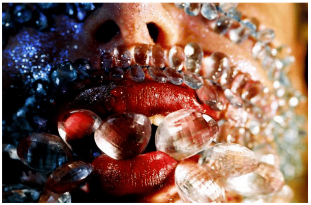 GAP - 2004 - AP - Marilyn Minter