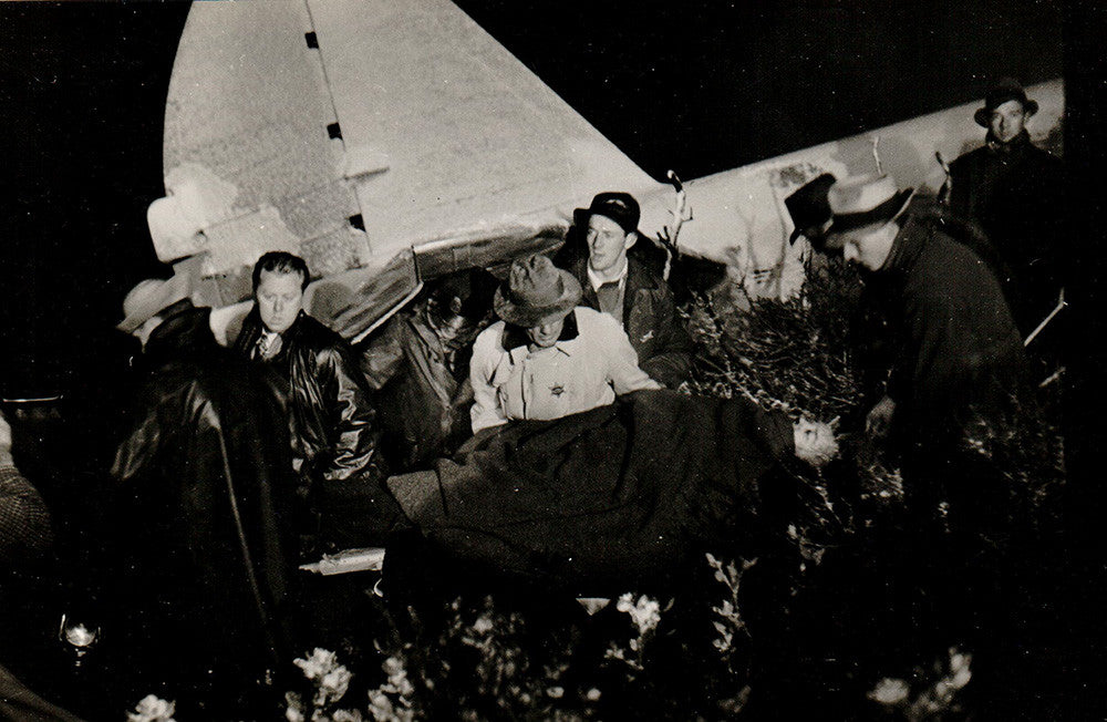 Crash of Western Airlines with the Martin Johnsons near Los Angeles, CA, 1937 - Carl Mydans
